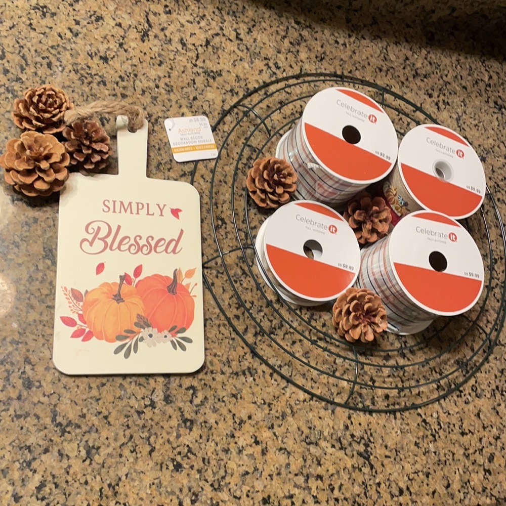 Fall Theme Wreath Making Kit - Picture 12 of 12